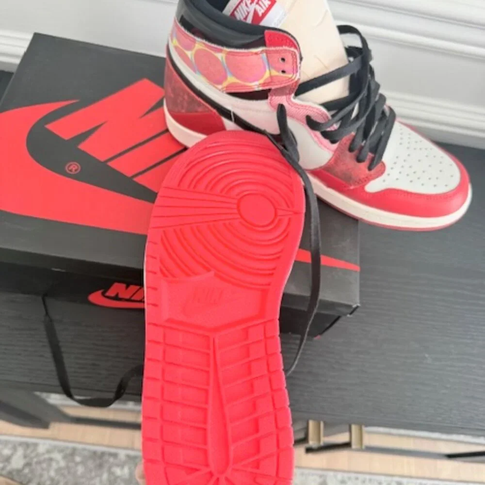 Nike Air Jordan Retro High Top Size 10 --Across The Spiderverse - Picture 4 of 9